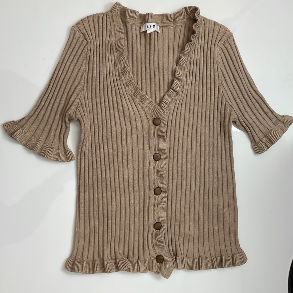 E&M Top
